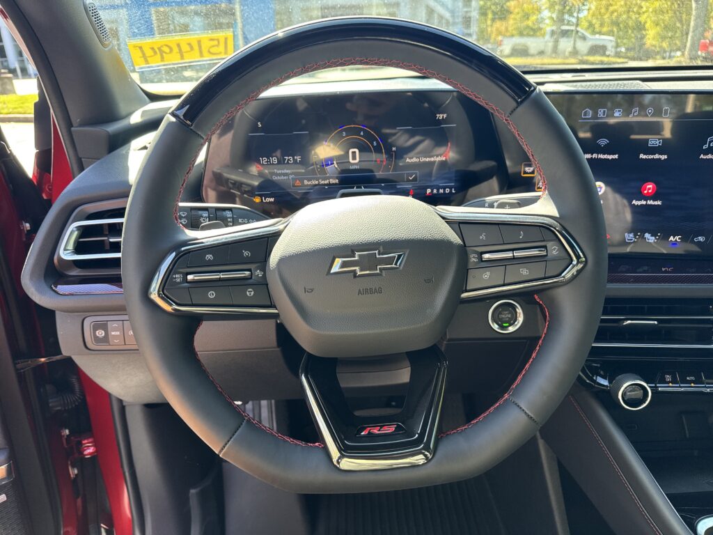 2027 Chevrolet Traverse FWD RS