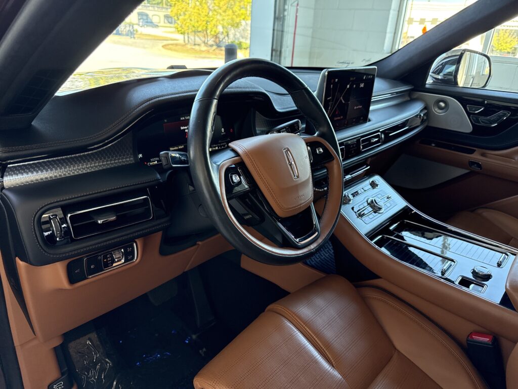 2022 Lincoln Aviator Black Label
