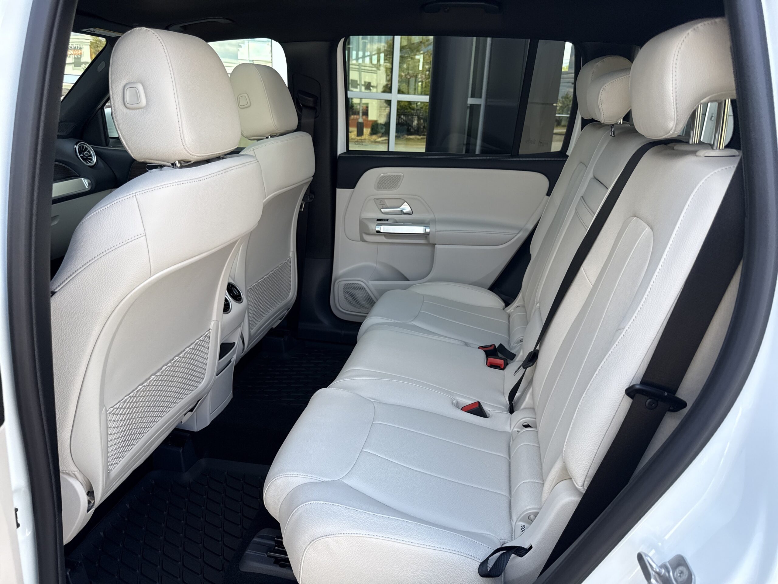 2026 Mercedes-Benz  GLB 250