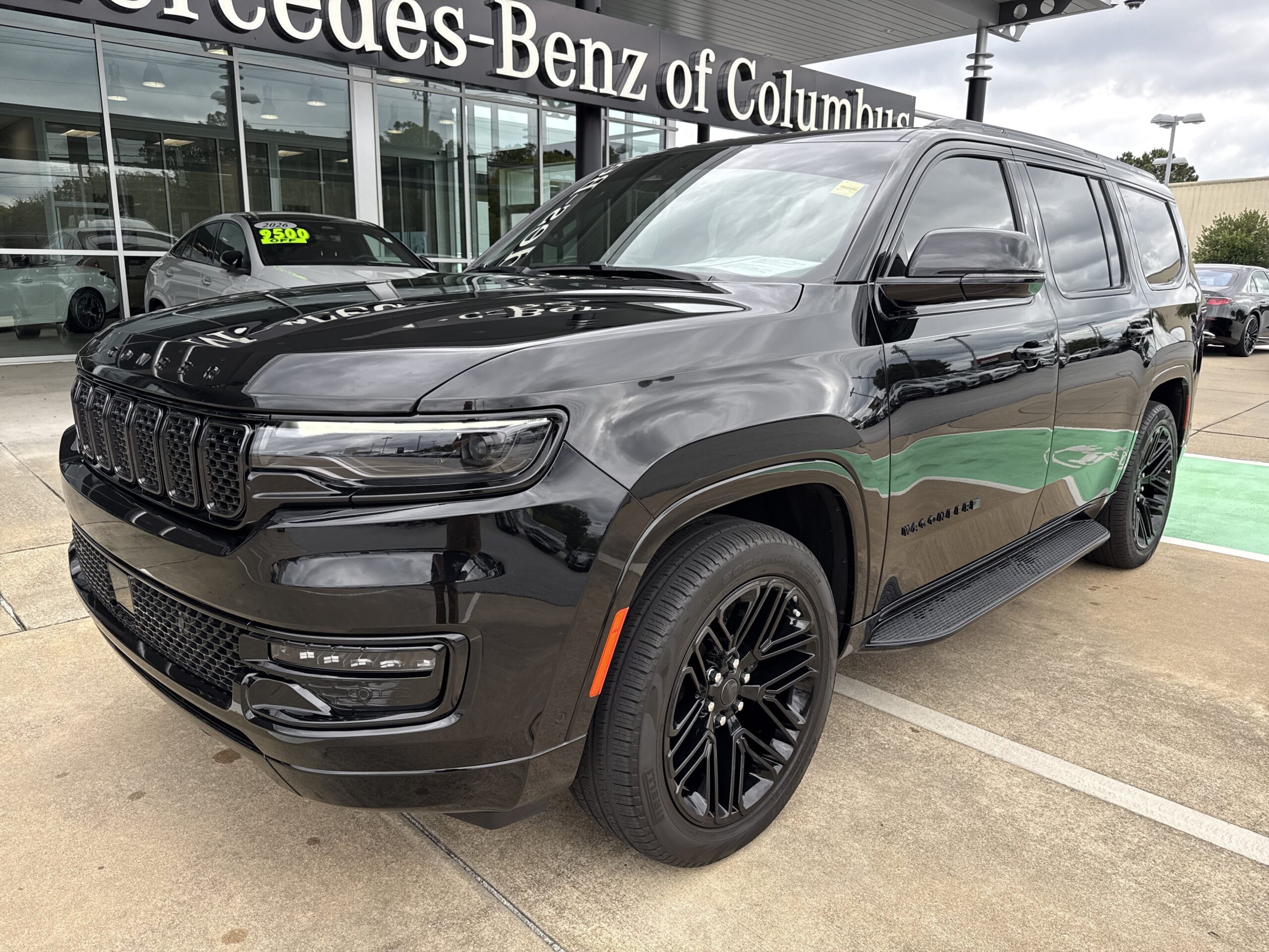 2025 Jeep Wagoneer Series II Carbide