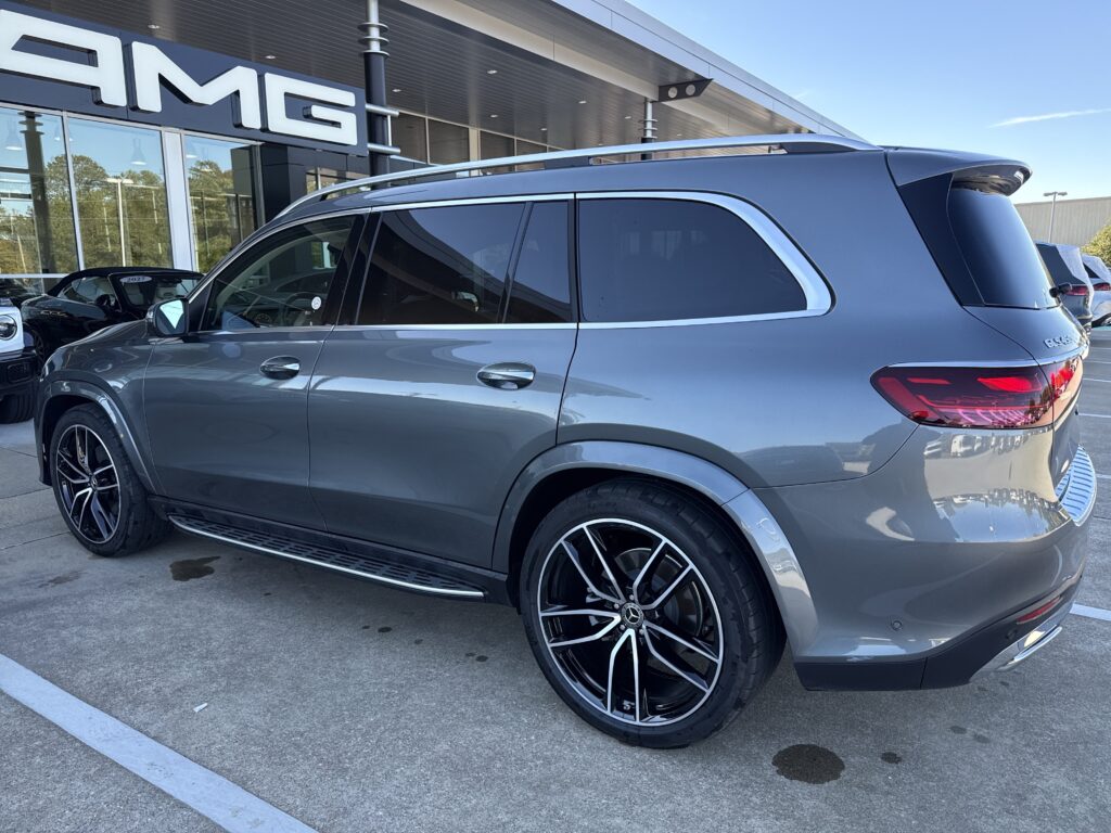 2026 Mercedes-Benz  GLS 450