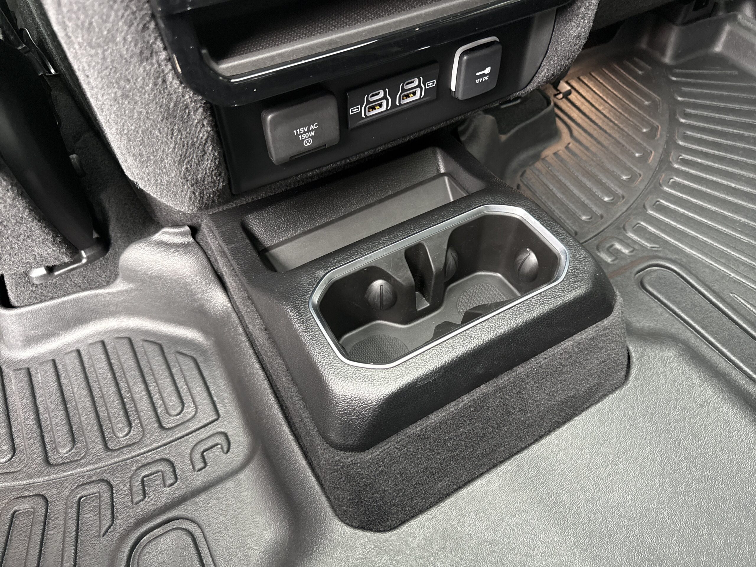 2025 Jeep Wagoneer Series II Carbide